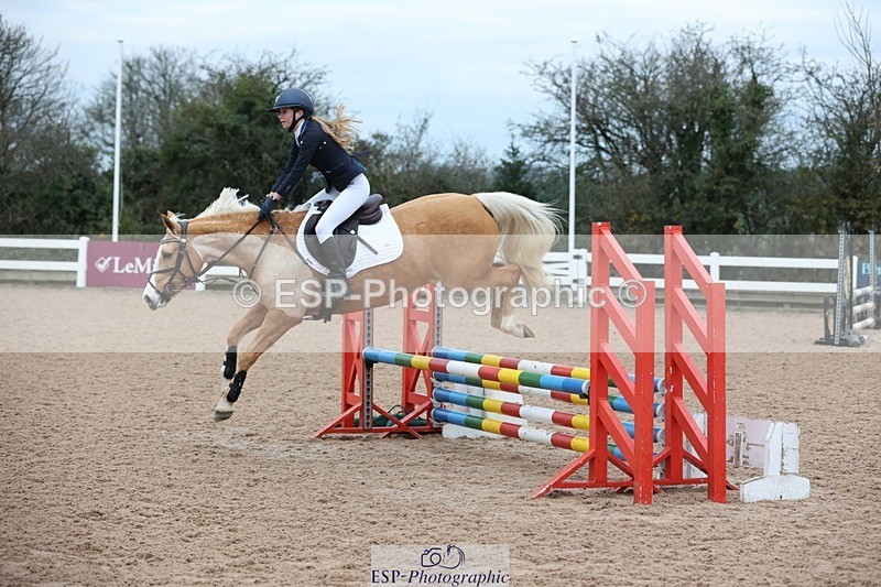 241116X-083450-00108 - Cls 03 Pony Intro 70cm