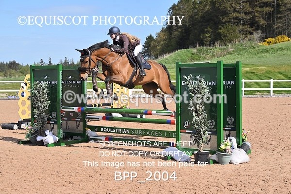 BPP_2004 - CLASS 3 - FRI - Senior British Novice/90cms Open
