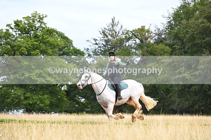 DSC_6938 - Time at Statue 12:45 to 13:15