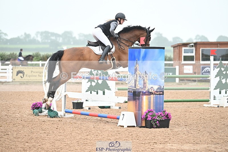 240720A-121236-14724 - Cls 11, 1 Star Bronze Tour 1.15m