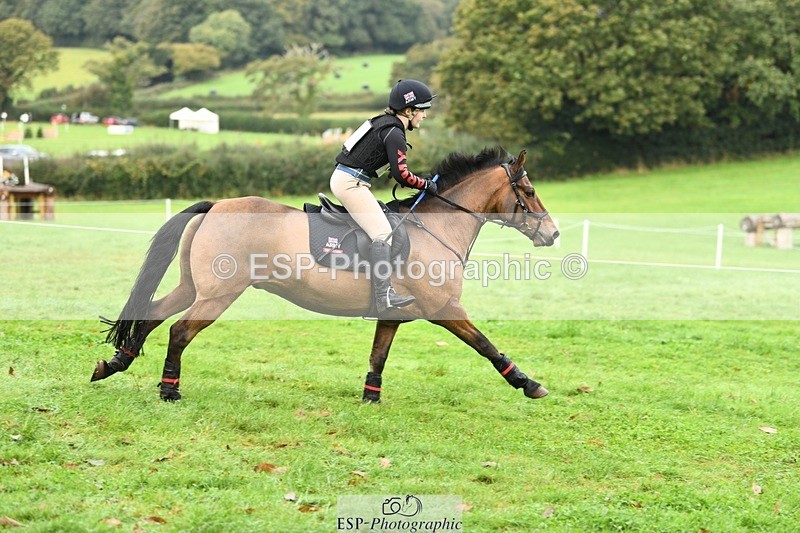 231021-095656-13100 - 614-MICRON.JOY-Ellie.Mitchell-SC+XC