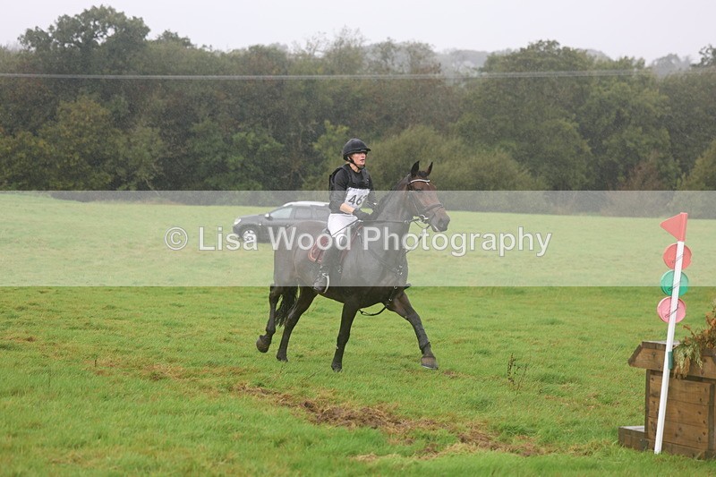 3E7A1916 - Class 4: 80cm: Box