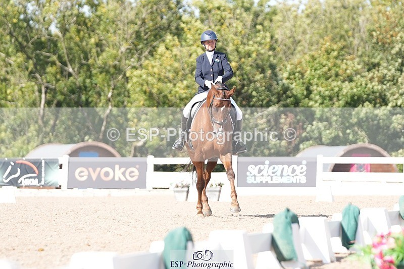 250906-150846-04668 - 108-Susan.JonesWoodlander.Summer.Breeze