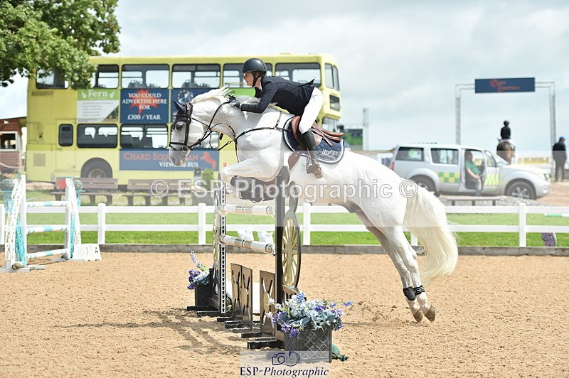 230723A-133416-12087 - Cls 24, 1 Star Gold 1.30m