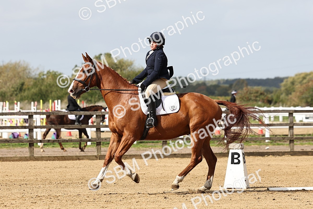 SBM_001187 - Class 46 - Novice 1 Combined Training