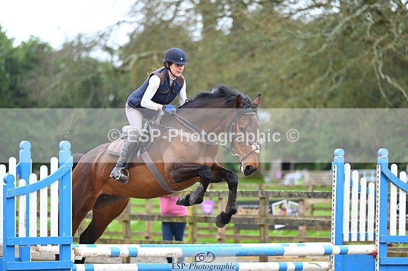 240411-144057-00505 - Group 3 SJ