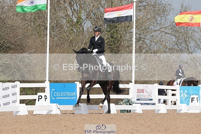 250404-112335-04948 - 093+097-Jennifer.Charleston+Gijs.Van.Vooren