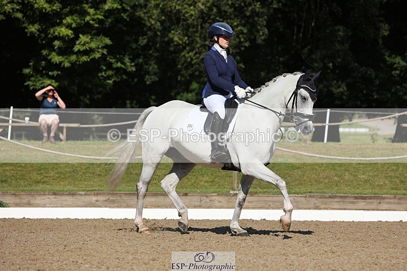 240719-093342-00183 - 288-Brooke_Howells-STARBORN_TWO_STEP
