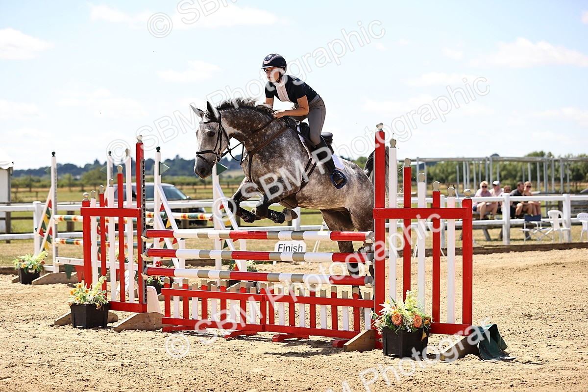 SBM_014397 - Class 15 - Senior Newcomers - 1.10m Open