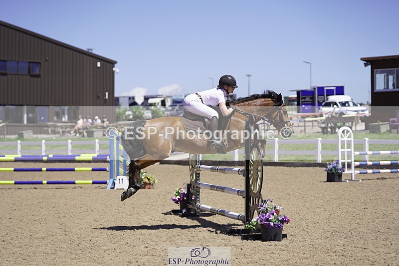 230624A-132154-01568 - Cls 24 Pony Discovery & 90cm Open