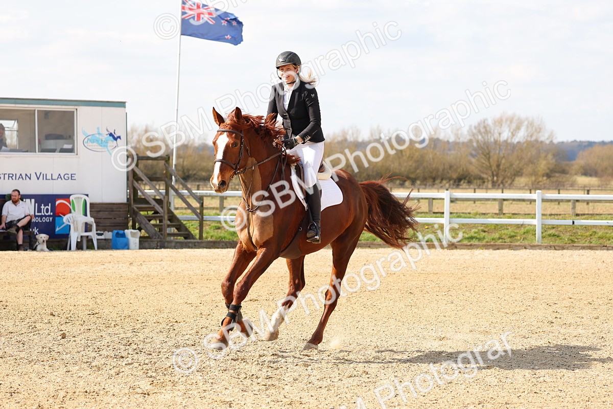 SBM_001456 - Class 4 - Senior Newcomers - 1.10m