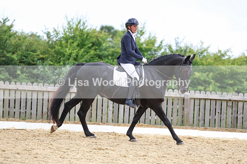 3E7A0513 - Class 5: Novice 1 2024 Section A