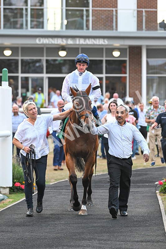 150825-Race 4-Fire Flame-2863 - Race 4