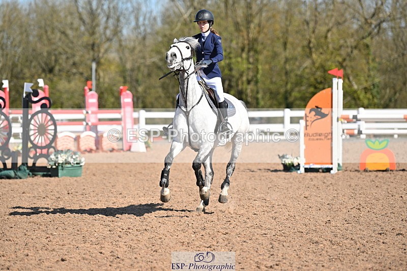 240420A-102717-10317 - Cls 19, 1 Star Silver Tour 1.20m