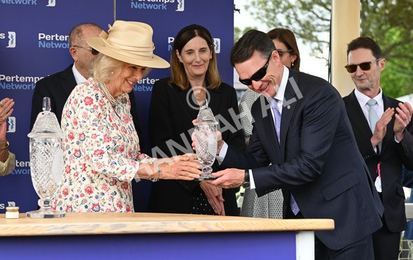 210825-160 Minnie Hauk - Race 4 3.35pm Pertemps Network Yorkshire Oaks