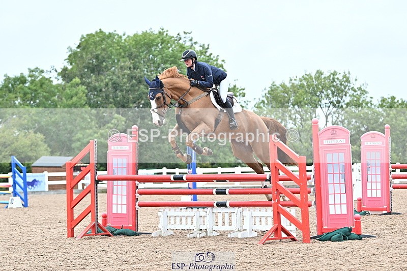 240925A-121703-00417 - Cls 3 Snr 1.05m Open