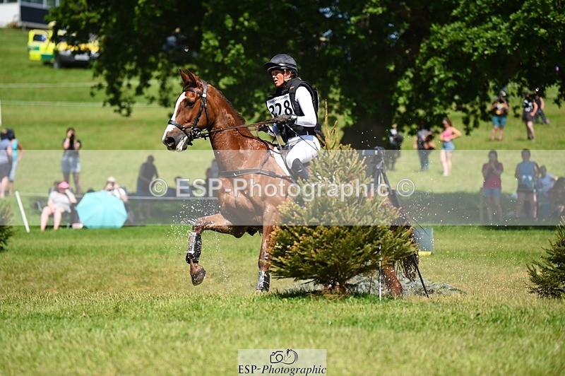 230527-143034-10104 - 328-GREENLOUGH_CROSS-Kelly_Mccarthy-maine-XC