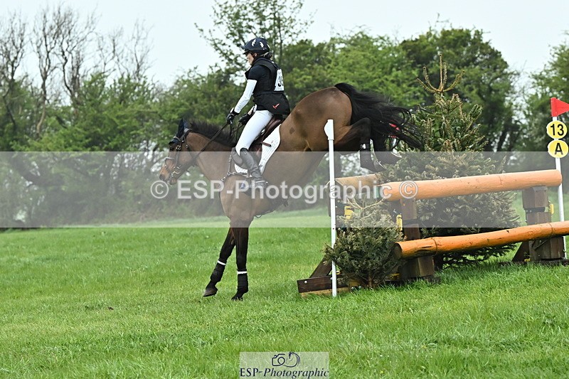 250418-160752-07099 - 355-Xanthe.Baylis-MONBEG.BY.MAGIC