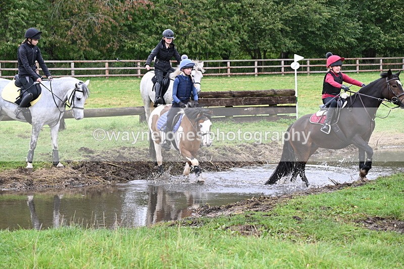 WJ6_6158 - Time at Photographer 12:41 to 13:05