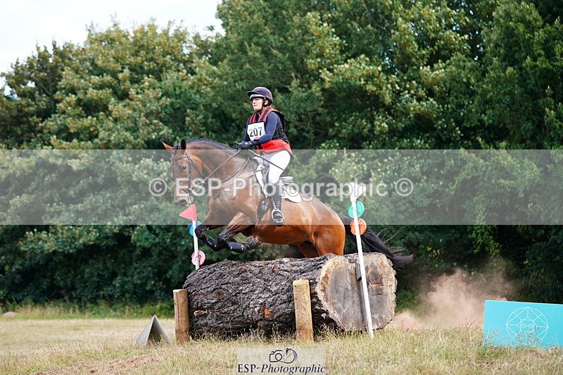 250802A-160012-07448 - E-207-Imogen.Carter-ARDNORE.EPONA