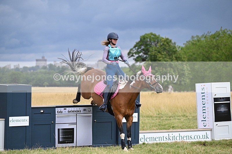 WJ6_2788 - Time at Jump 11:06 to 11:40