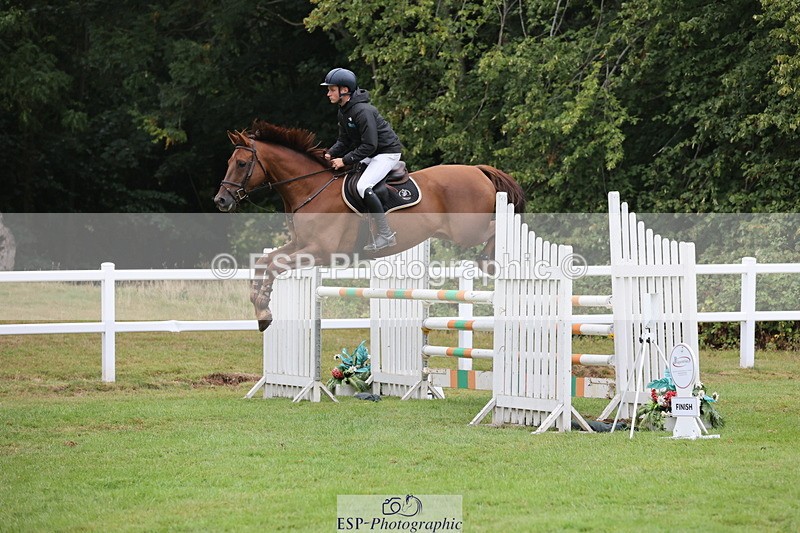 250830A-130231-06528 - Cls 16 Snr Newcomers and 1.10m Open