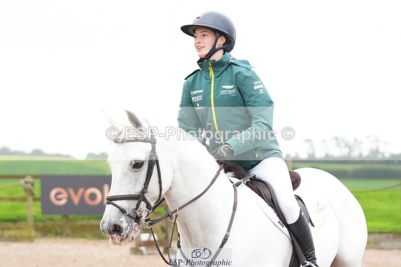 250920-161754-01593 - Cls 22 Pony Intro 90cm Derby