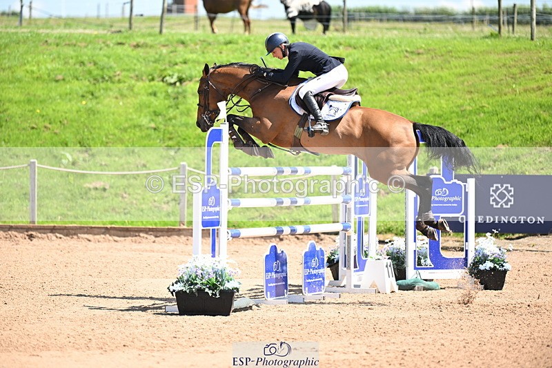 240718A-115717-04930 - Cls 1, 3 Star Small Tour 1.35m