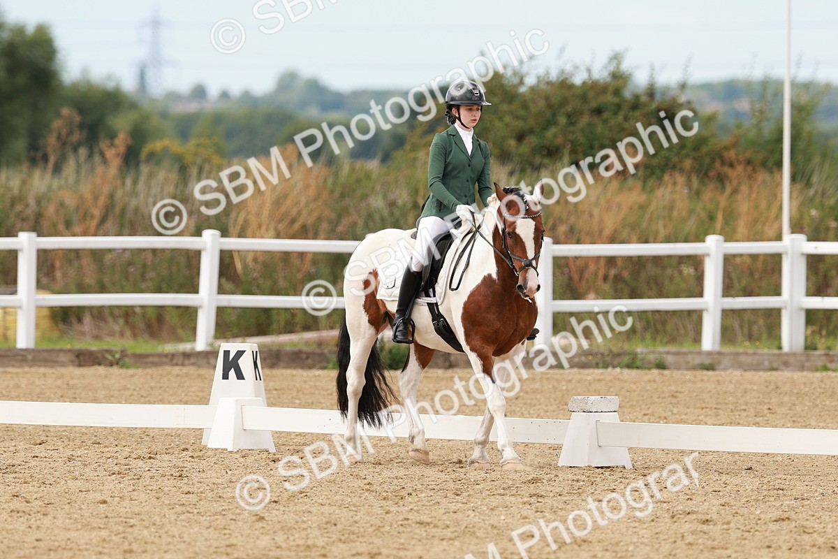SBM_002211 - Classes 13, 19 - AM5 & FEI Pony Team Test