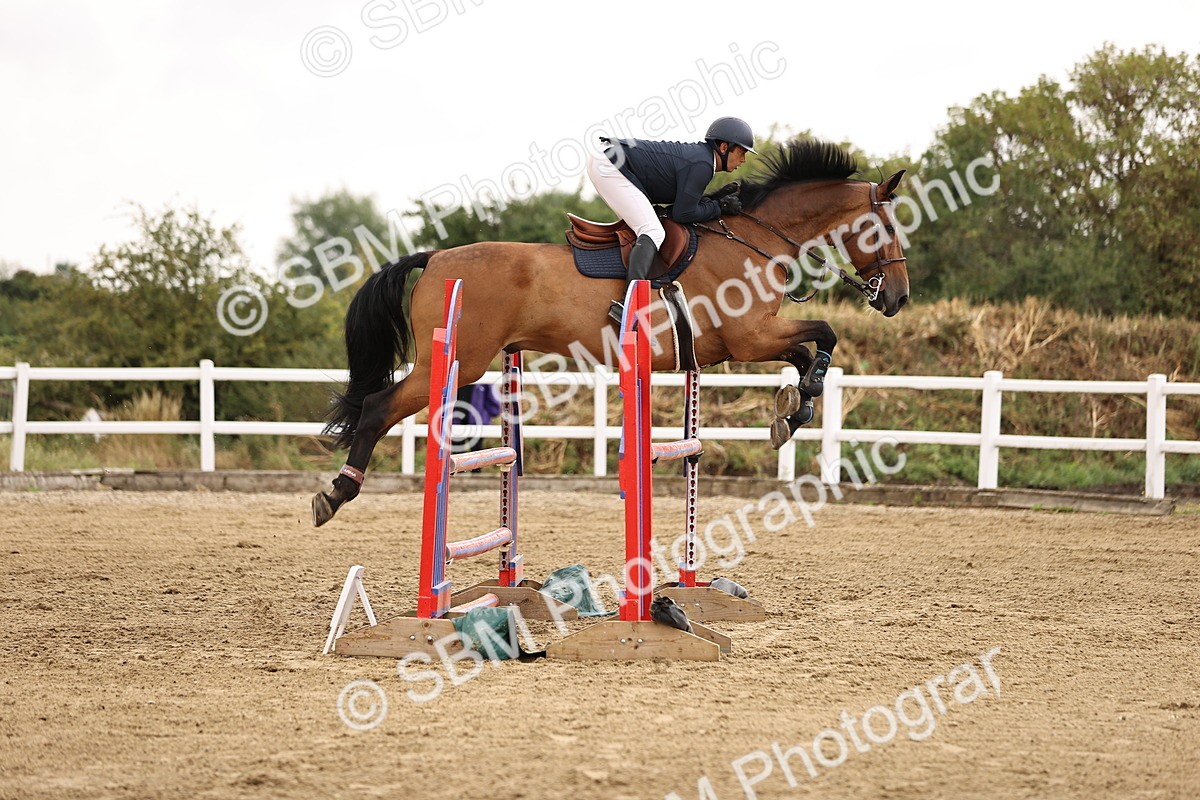 SBM_026399 - Class 12 - Amateur Championship Qualifier 1.05m