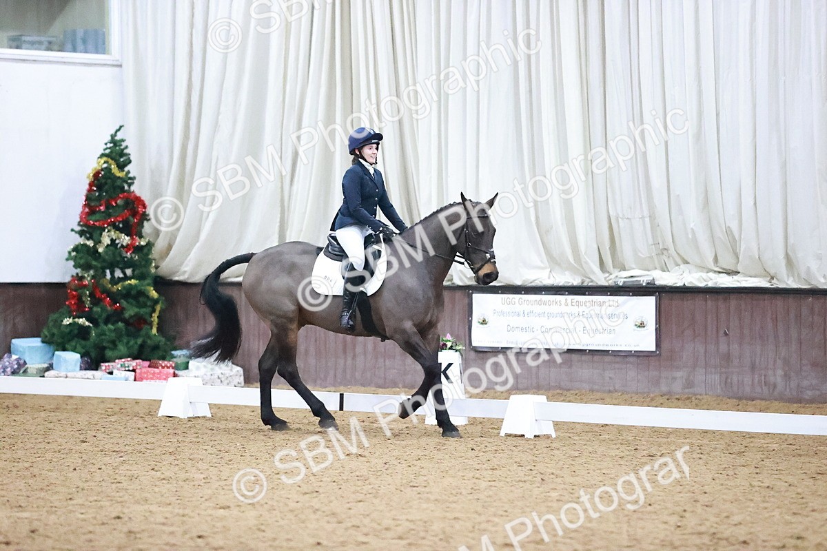 SBM_001743 - Class 9 - Novice 4