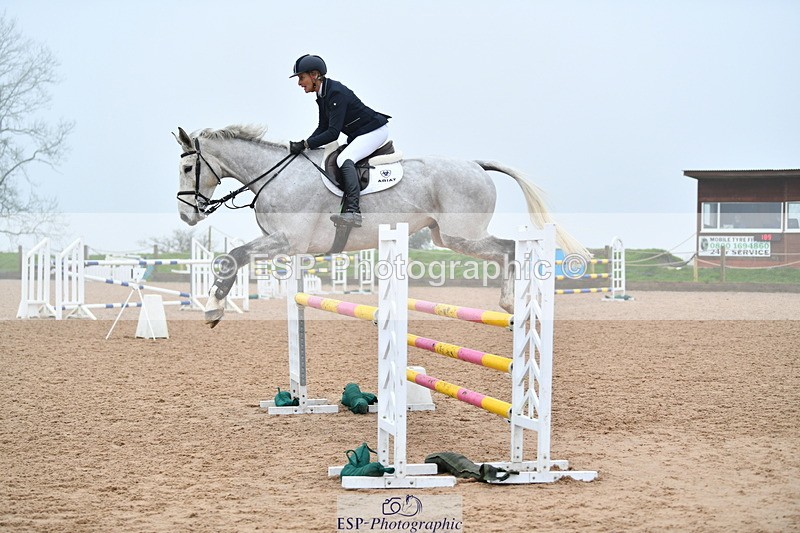 240214A-123630-00482 - Cls 4 Newcomers and 1.10m Open