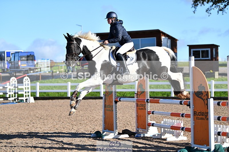 231110A-132041-00530 - Cls 5 Newcomers & 1.10m Open