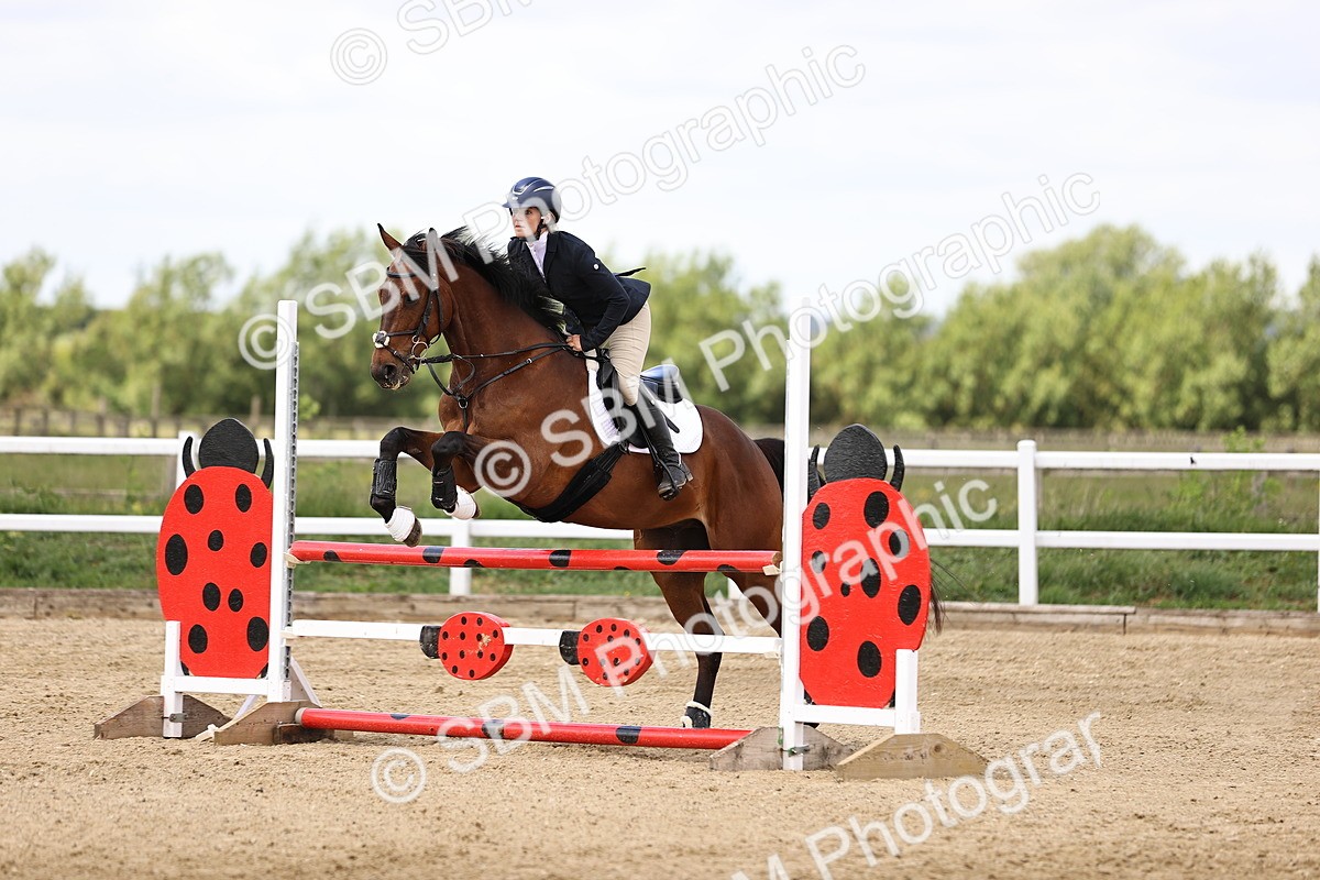 SBM_008050 - Class 3 - 90cm showjumping