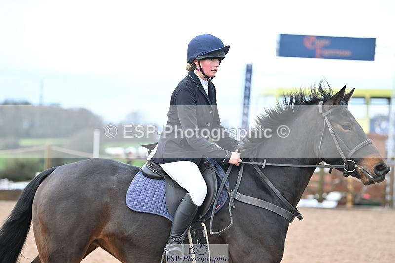 231203A-111129-00751 - Cls 16+17 Club and Schools 80cm