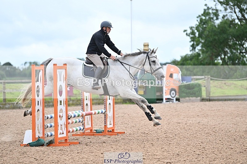 240813-163759-00268 - Classes 3A&B & 4 70cm