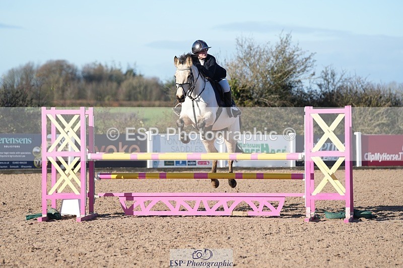 251130-115555-01115 - Cls 6 Blue Chip Pony Newcomers & 1m Open