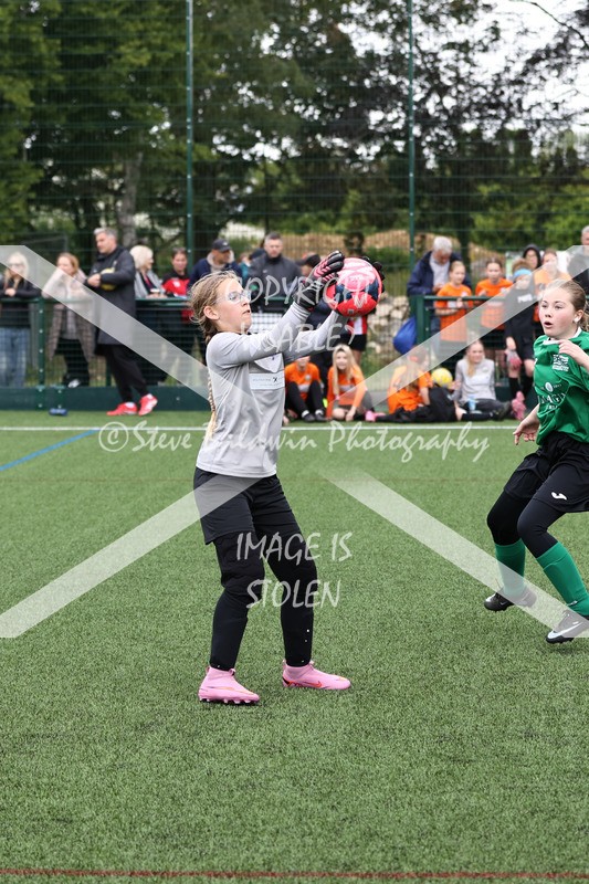 1DX31303 - Sat 6th U12 Girls