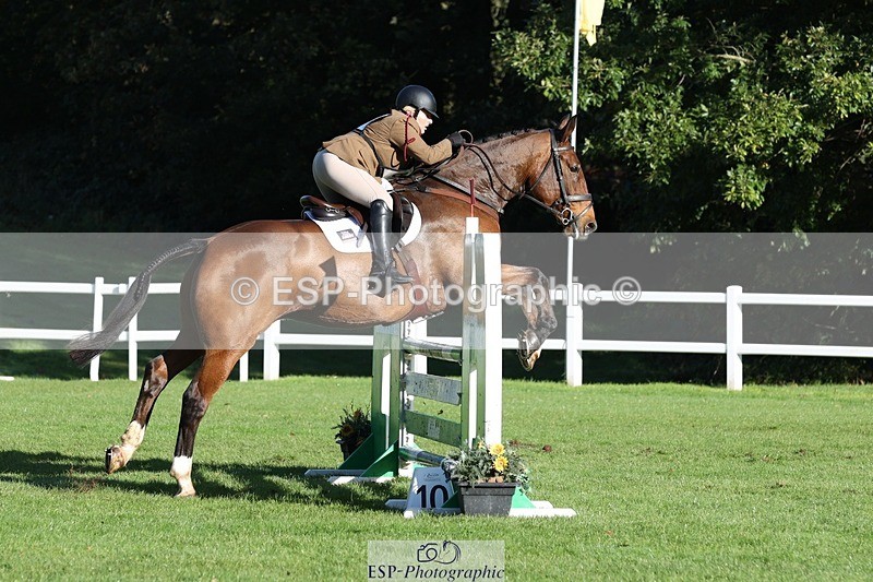 231022-101230-24392 - 634-PEMBROKE.MASTER.PIECE-Joanna.Dunn-TrotUp+SJ