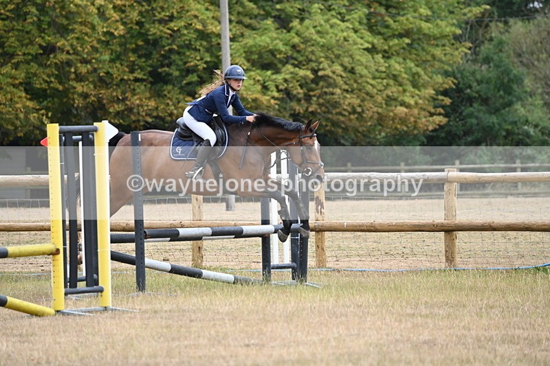 WJ6_0864 - Class 14 Intermediate Jumping 75cm