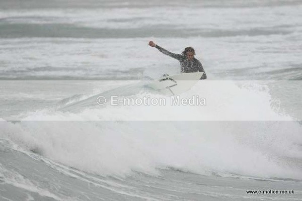 SU 110509-5 - Surf May 09