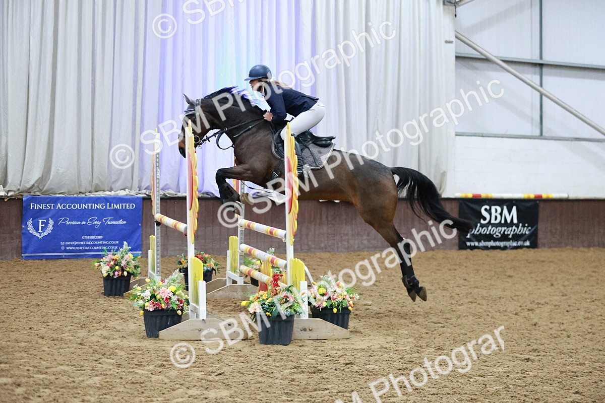 SBM_004456 - Class 17 - Senior Newcomers - 1.10m