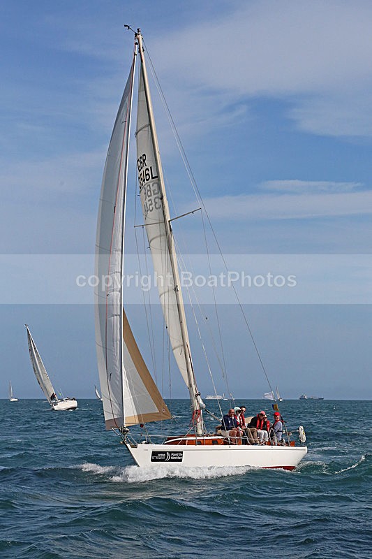 150627 GBR3546L - WT7A0628_A - ROUND THE ISLAND RACE - SATURDAY 27th JUNE 2015