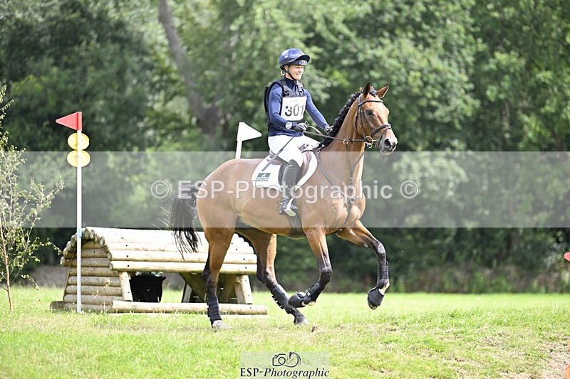 240804-115928-12206 - 301-Dani_Evans-SLEEPING_LION_TH