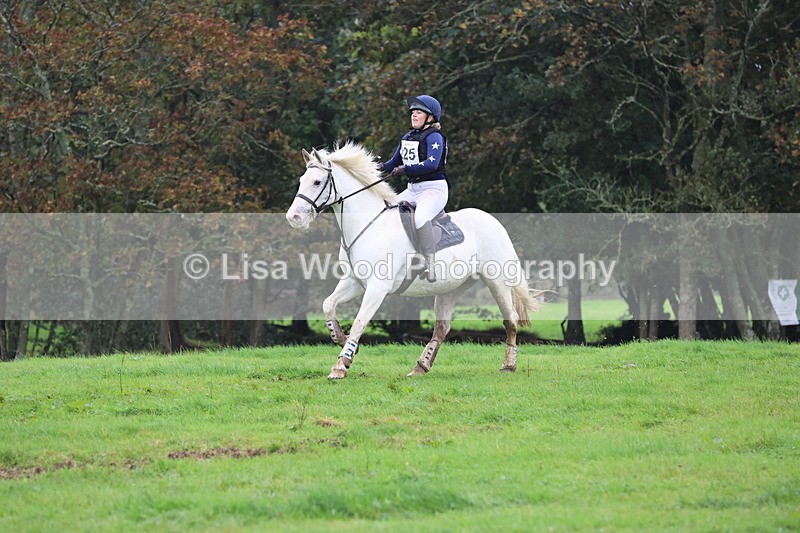 JPP_5233 - Class 2:  70cm: Zig Zag