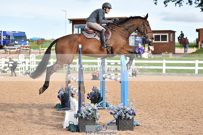 231015A-142358-08687 - Cls 26 1.05m Grand Prix