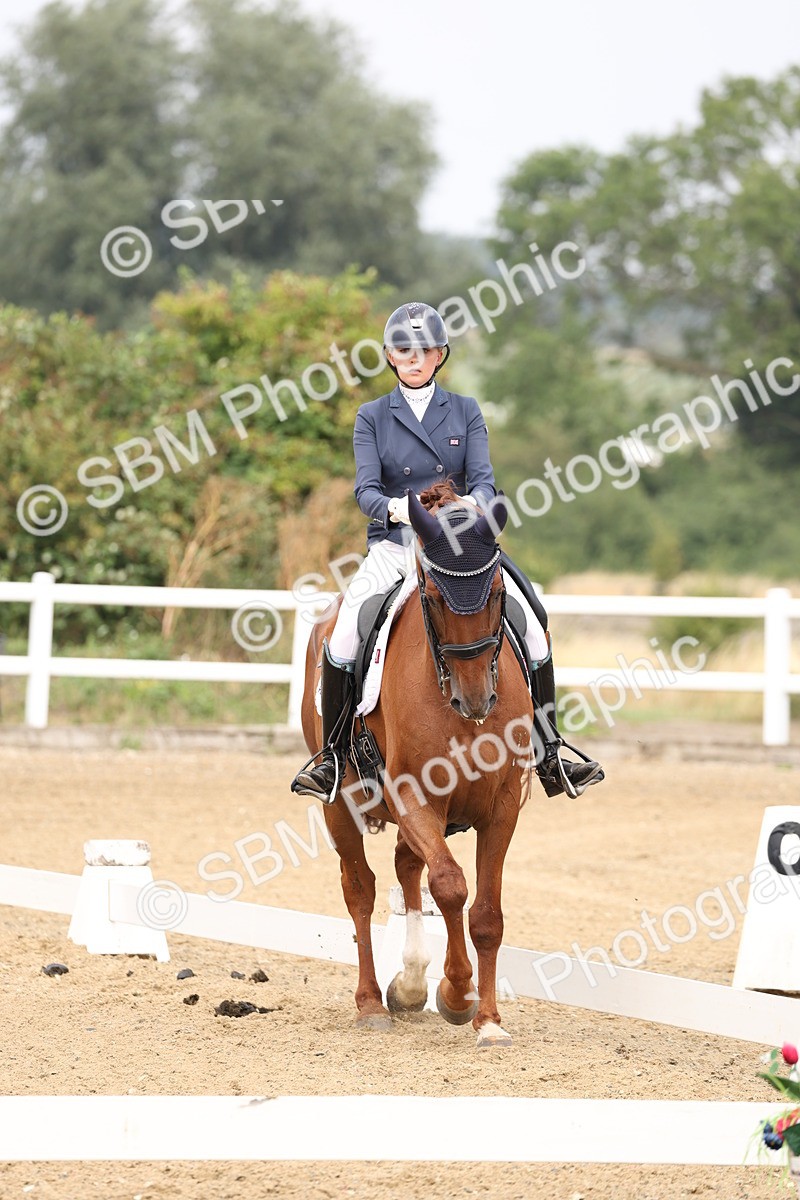 SBM_007539 - Class 9 - FEI INT I - 14.57-15.45