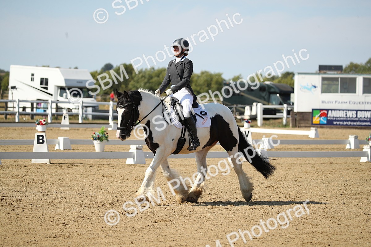 SBM_004164 - Class 11 - Novice 5 - 10.24-11.20