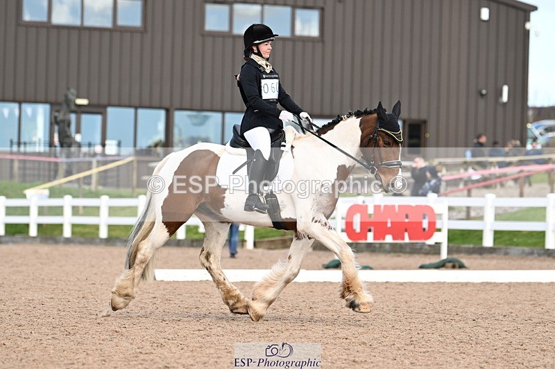 240324A-130625-02791 - Novice 27, 12.30 to 13.50