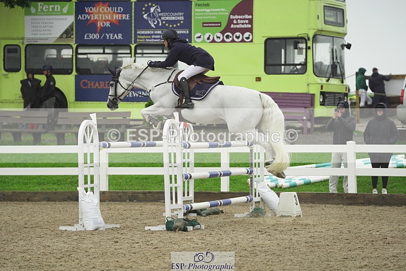 230722A-143054-09721 - Cls 23, 1 Star Gold 1.30m